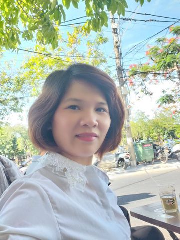 Nguyễn Thị Huyền Trang – Tính tình thẳng thắn, chân t…..ừ khôi”
