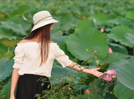 Hải Băng – 
Một người độc thân, vui …..