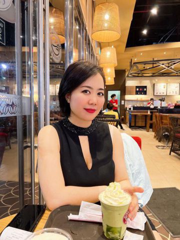 Scarlet  Trang – Người phụ nữ độc lập, t…..c biệt ~