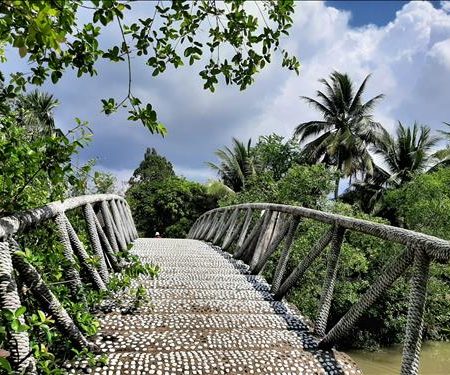 An Ha – 
Chân thành, nghiêm túc và bi…..